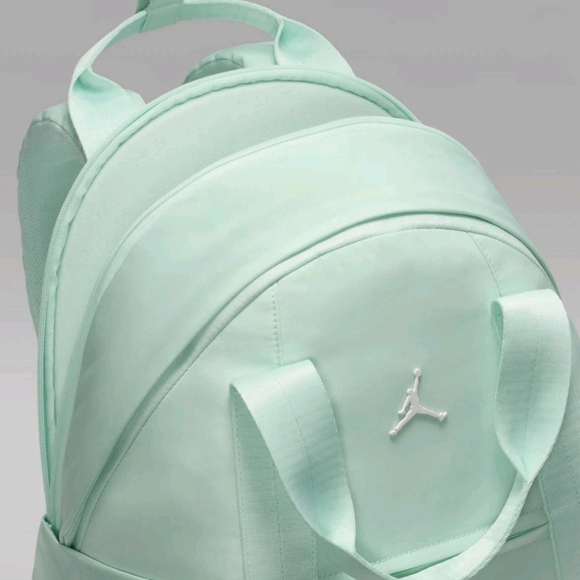 Igloo Light Green Backpack with Logo - Picture 4 of 10